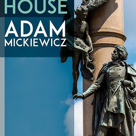 Guest House Adam Mickiewicz Leópolis Exterior foto
